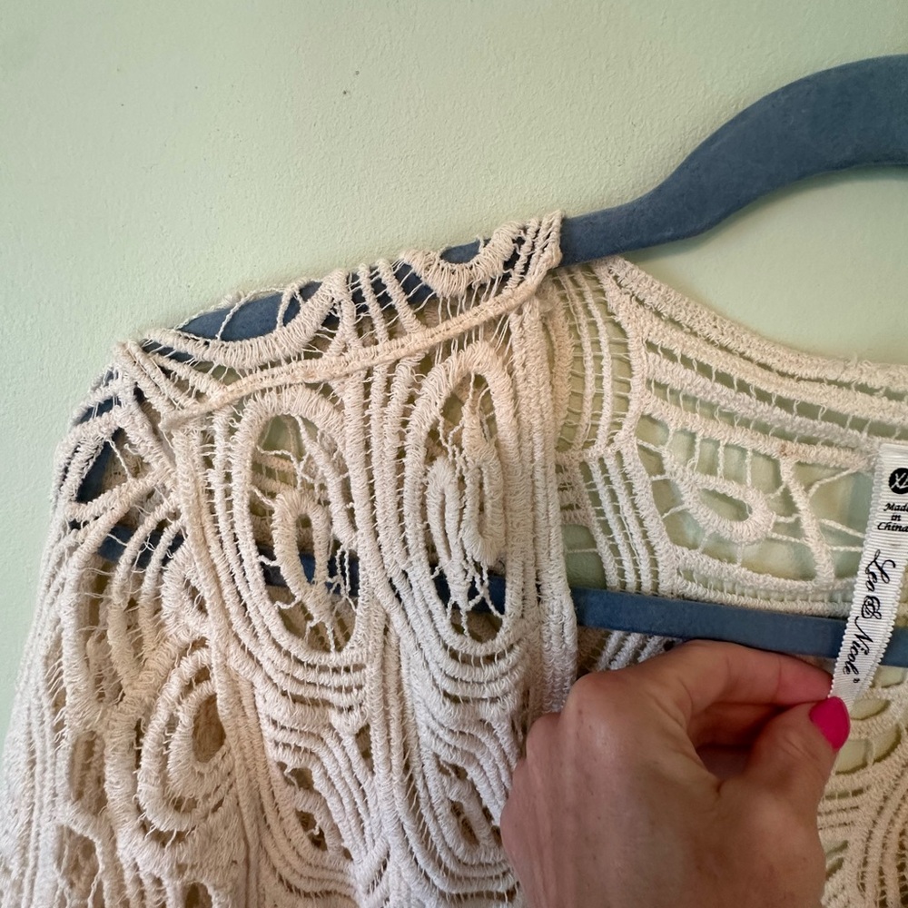 Cream Lace Open tunic - Picture 6 of 7